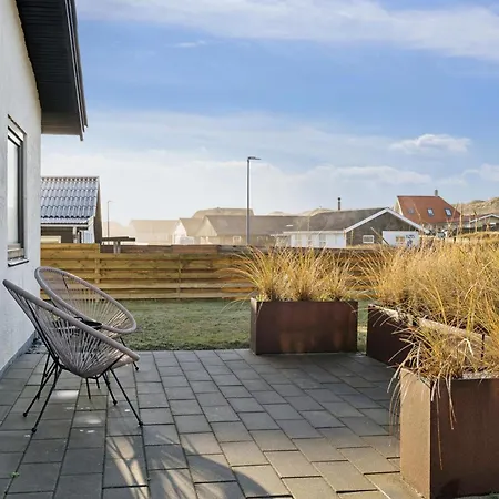 Дом отдыха 3022 *