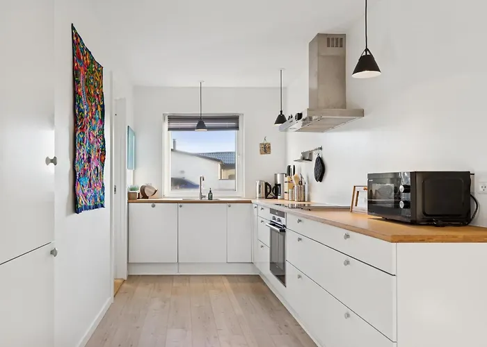 3022 Хвиде-Санде